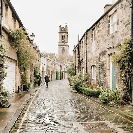 Haymarket Hub 3* Edinburgh