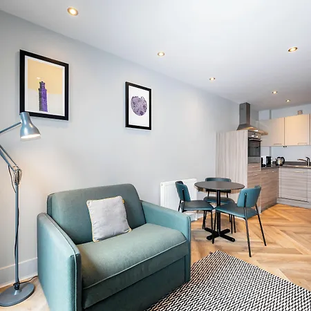 Staycity West End 4*