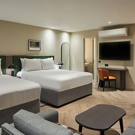 Hotel By Marriott