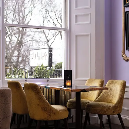 24 Royal Terrace 4*