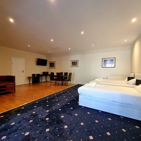 Park View House 3* Edinburgh
