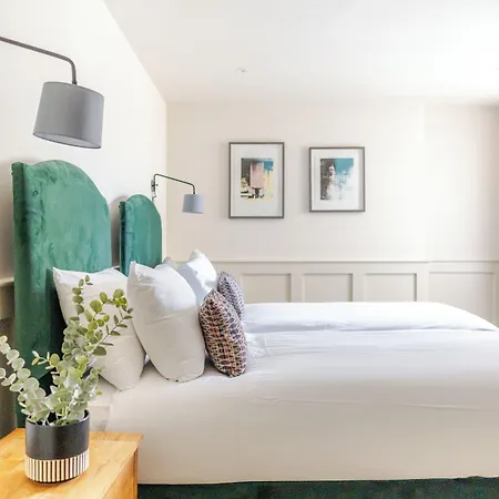 Hotel Joivy Grove House