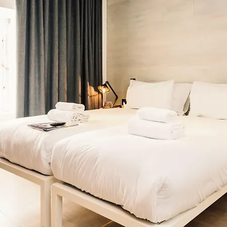 Stay Central Hotel Hotel 3*