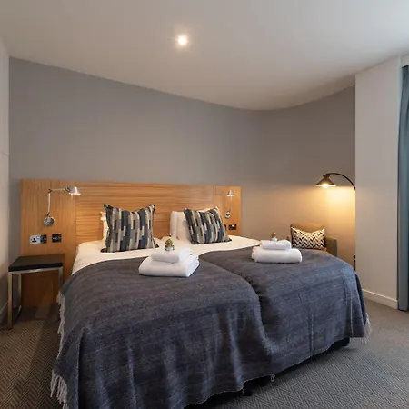Apex Of Hotel