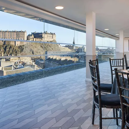 Doubletree By Hilton Centre Hotel 4*