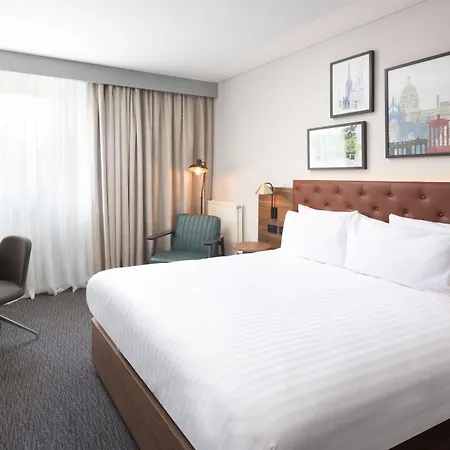 Four Points By Sheraton Hotel
