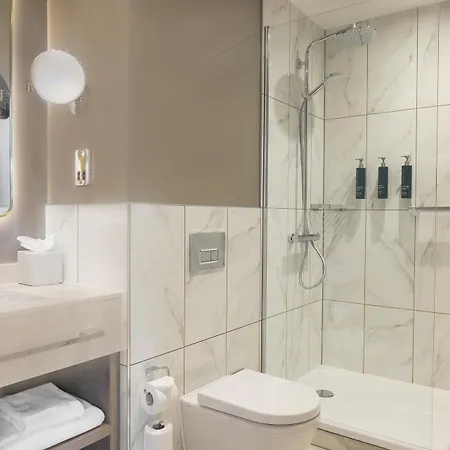 Hotel Hilton Carlton 4*