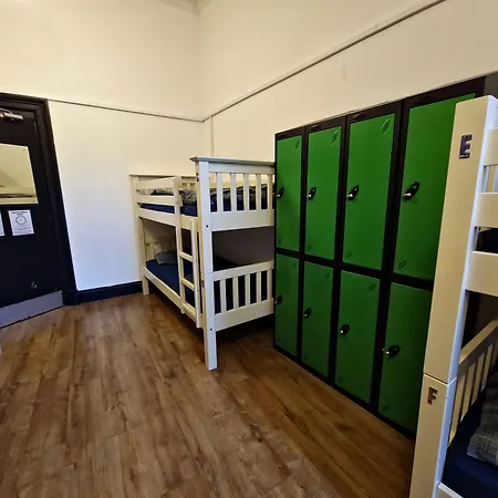 Edinburgh Backpackers Hostel - Over 18S Only