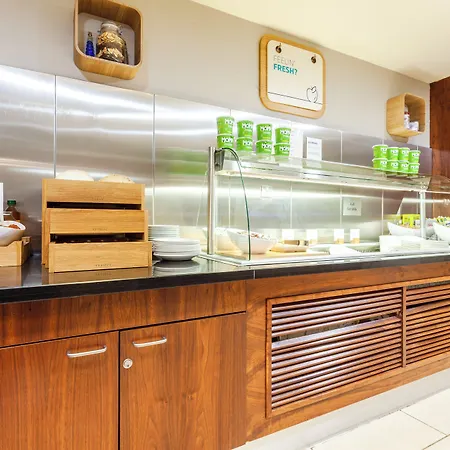 Hotel Express - Royal Mile By Ihg 3*