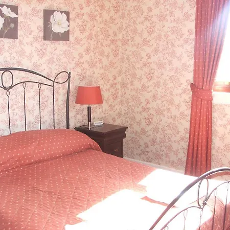 Eyre Hotel