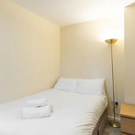 Brilliantly Located 2bd Flat Heart Of Edinburgh! Apartamento *