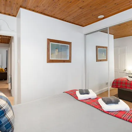 In Excellent Centre Location Edinburgh