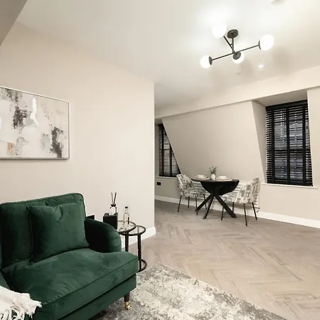 Sovo - South Lane - Centre 4*