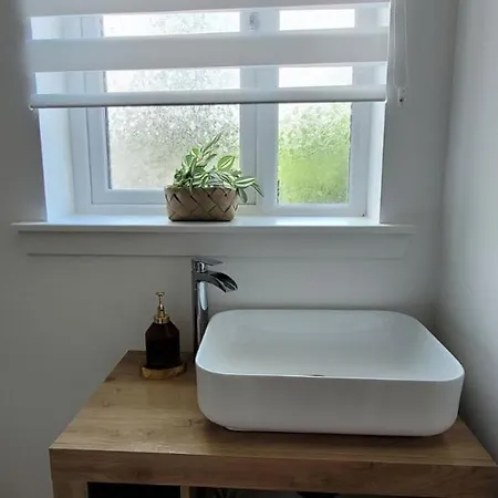 Private En-suite Guest With Private Entrance Edinburgh