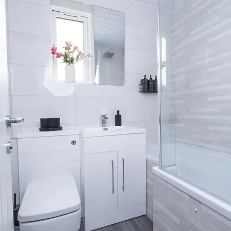 Casa vacanze Ross Gardens 2 Bedroom House - *