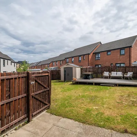 Modern House, Office, Garden Terrace & Parking Casa vacanze Edimburgo