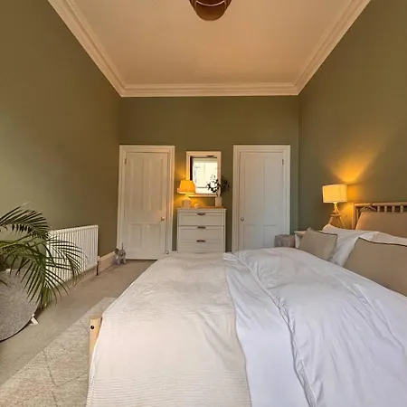 Leith 2br Stylish Scandi Hideaway, Mins To Tram, Close To Shore And High St Édimbourg