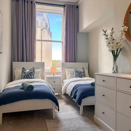 Leith 2br Stylish Scandi Hideaway, Mins To Tram, Close To Shore And High St Appartement