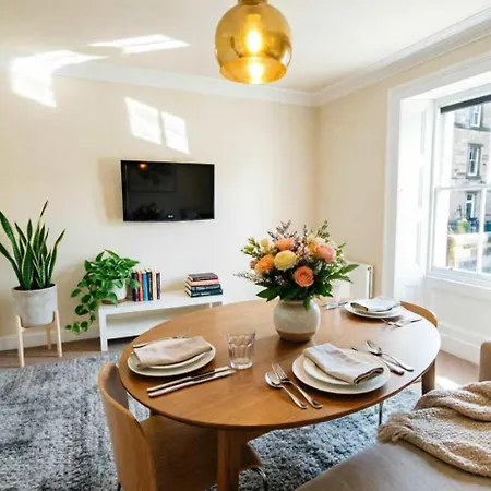 Apartment Near Haymarket Parking Wi-fi Edinburgh