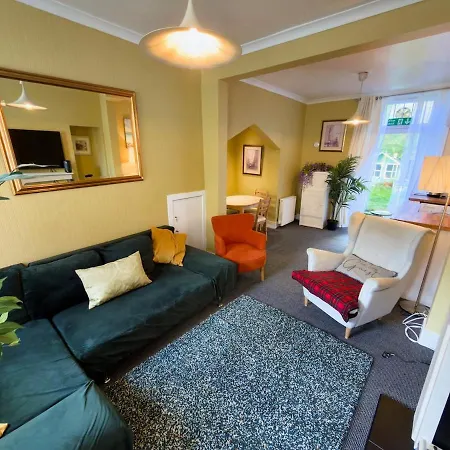 Stylish Seaside - Edinburgh, Portobello Apartment *