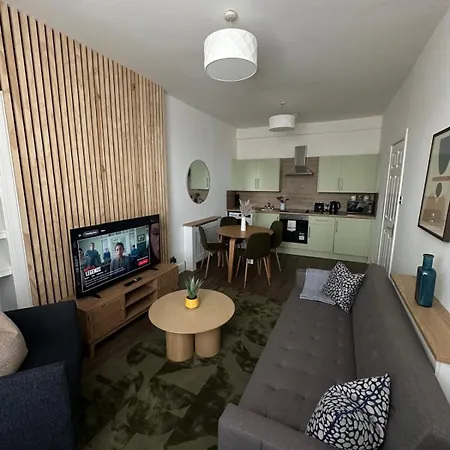 Cozy 1bdr Floor In Leith