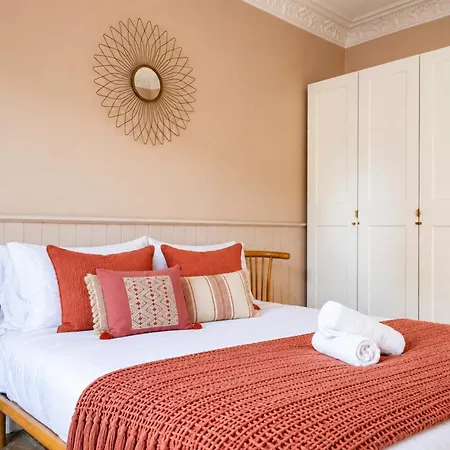 Bnbnova - 2br - Botanic Garden & Calton Hill Apartment