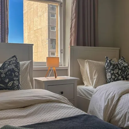 Leith 2br Stylish Scandi Hideaway, Mins To Tram, Close To Shore And High St Appartement