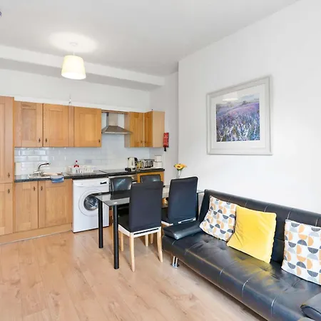 Apartamento Spacious - Free Parking - Wi-fi - Near Centre Edimburgo