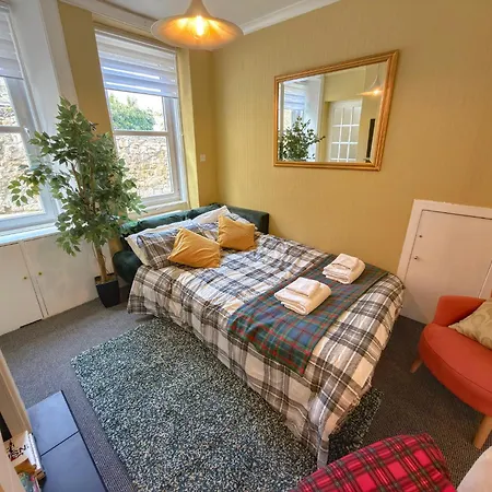 Stylish Seaside - Edinburgh, Portobello Apartment Edinburgh