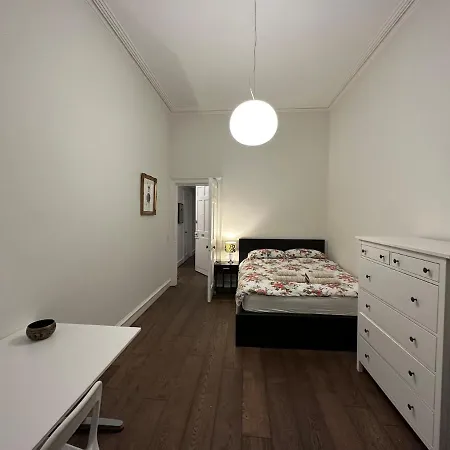 Apartment Elegant Georgian New Town Flat With Garden Views