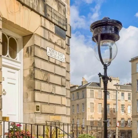 Guestready - Beautiful New Town With Patio