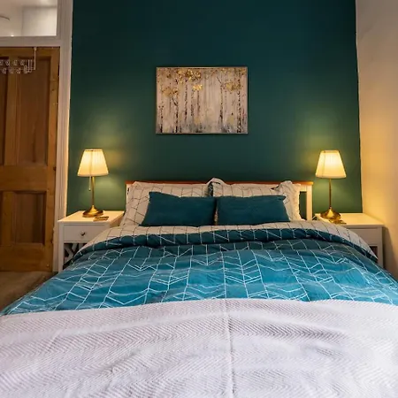Apartamento Newly Decorated 2 Bed Flat *