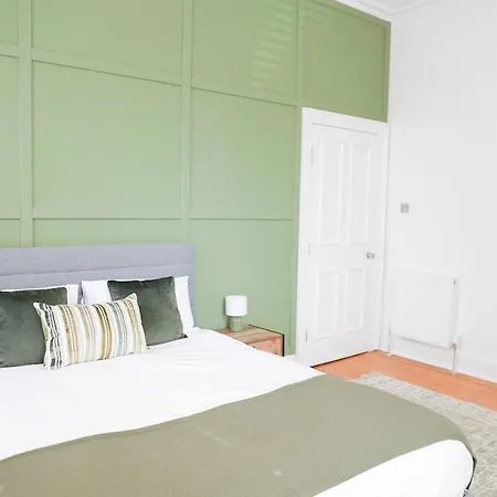 Apartamento Spacious Ground-floor Leith Sleeps 6 Edimburgo