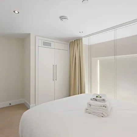 Modern Duplex Penthouse In The Old School House