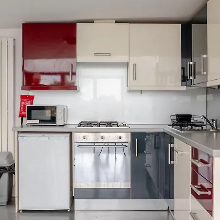 Apartment Spacious 2-bed Apartment, Arthur's Seat Views & Convenient Transport Links Edinburgh