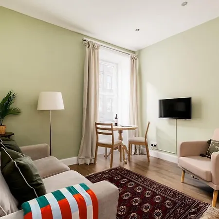 Bright 1 Bed Flat - Edinburgh, Sleeps 2 * Edimburgo