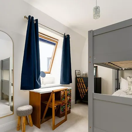 Potter's House - 2 Bed, Sleeps 4 Apartment