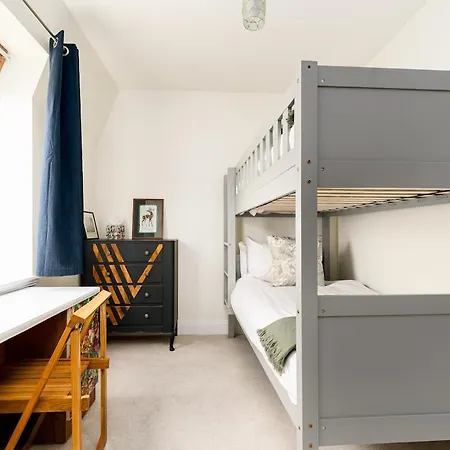 Potter's House - 2 Bed, Sleeps 4 Apartment *