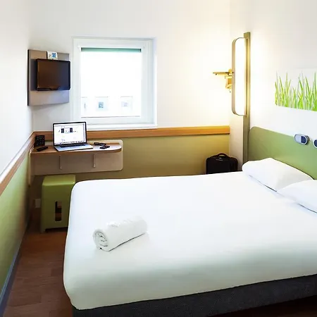 Отель Ibis Budget Park 3*