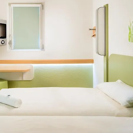 Ibis Budget Park Отель 3*