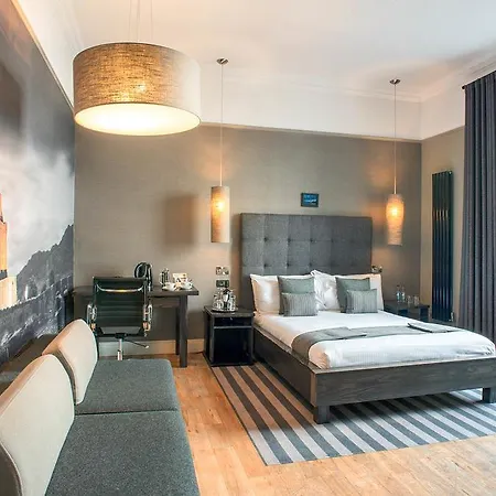 & Picardy Place エディンバラ