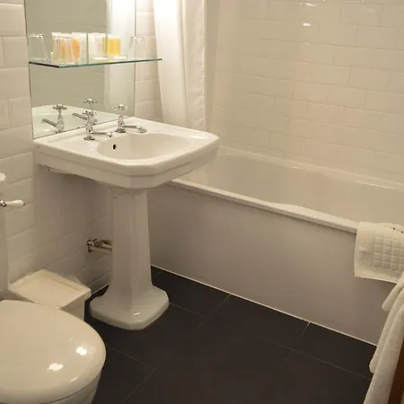 B+B Edinburgh Hotell Edinburg