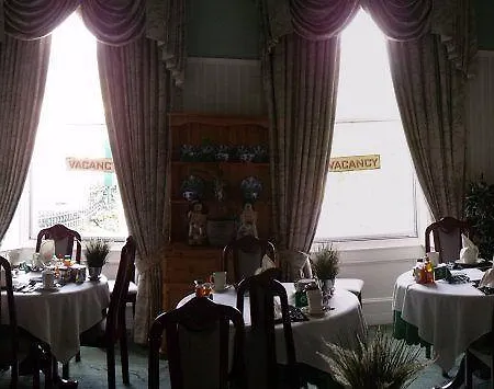 Sherwood Gæstehus 4*