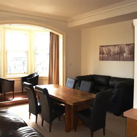 Apartment Royal Mile Mansions