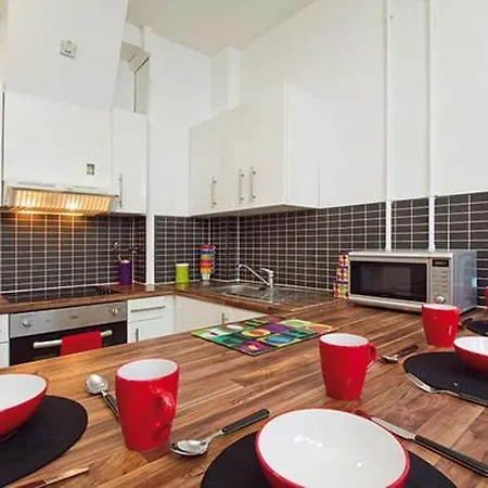 فندق Mansion Craig Court 3*