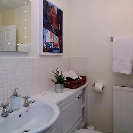 Apartment Powderhall Riverside