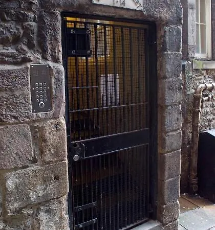 Innercitylets - Royal Mile Appartement *