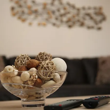 Pearl - Dalry House Edinburgh