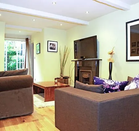 New Town Flat אדינבורו