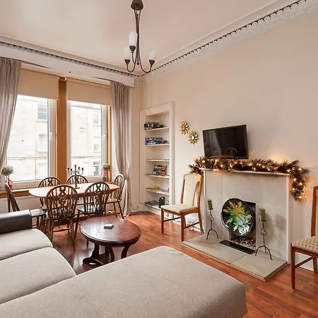 Pitt Street Apartment Beautiful Spacious Apartment Free Parking And Free Sanitizer Apartment Edinburgh